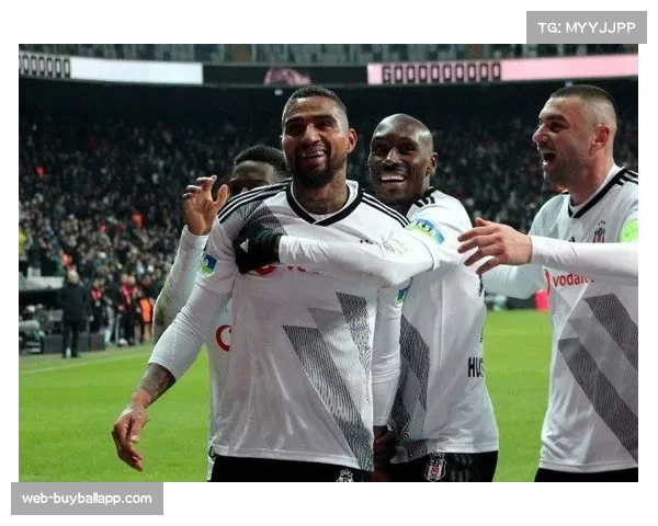 土超传统与现代战术融合，技术流与身体对抗并重